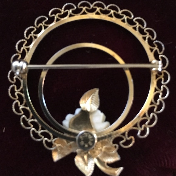 A.C. 12k G F Brooch - Picture 2 of 2